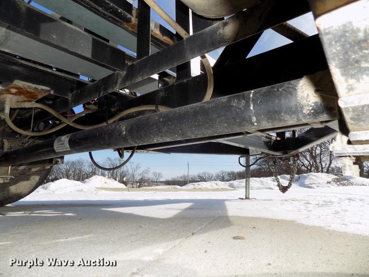 image for item DE7588 2009 Par-Kan PK336265 seed tender trailer