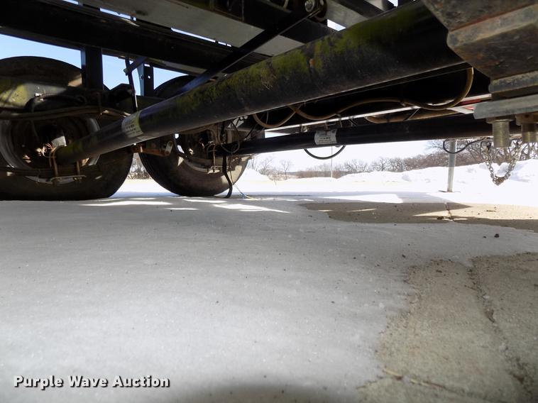 image for item DE7588 2009 Par-Kan PK336265 seed tender trailer