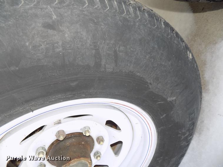 image for item DE7588 2009 Par-Kan PK336265 seed tender trailer