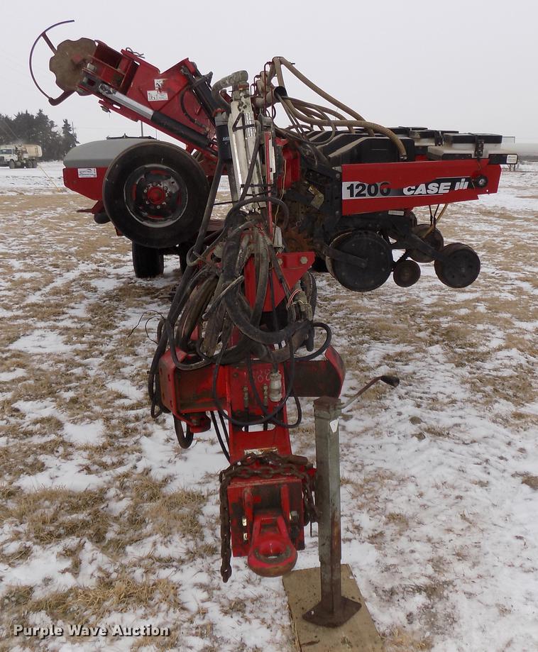 image for item DE7596 2004 Case IH 1200 no-till planter