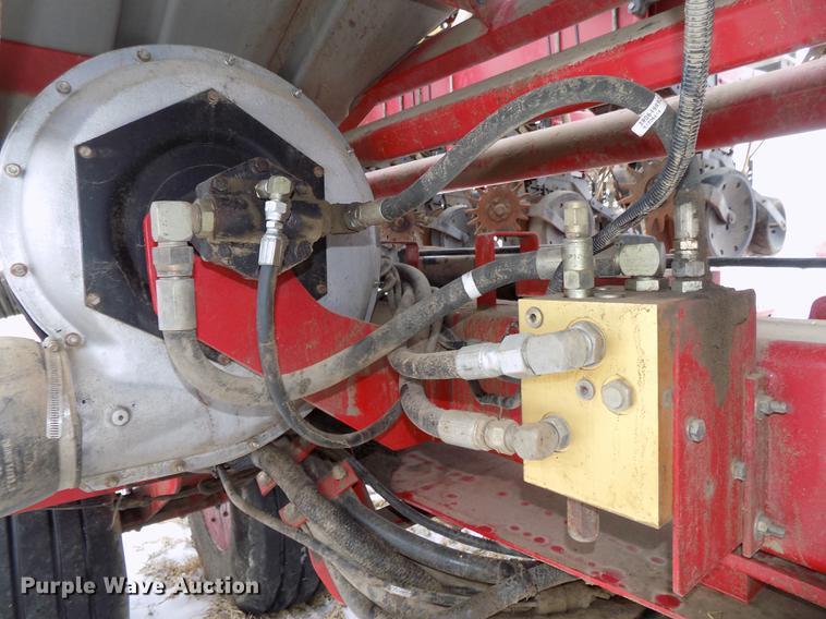 image for item DE7596 2004 Case IH 1200 no-till planter