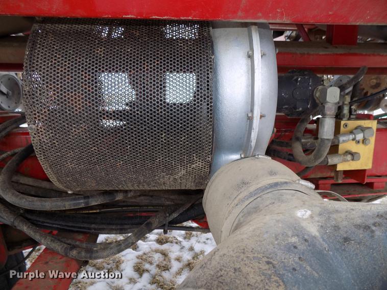 image for item DE7596 2004 Case IH 1200 no-till planter