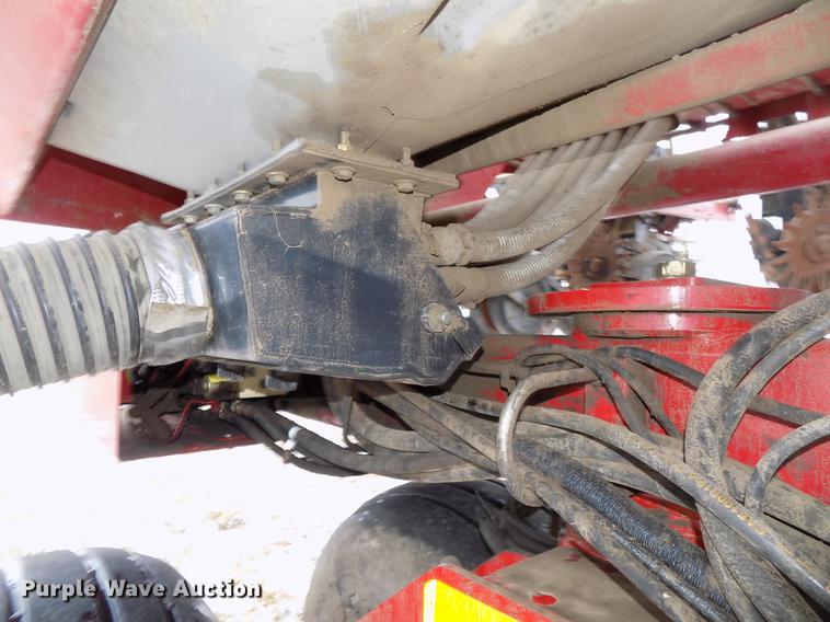image for item DE7596 2004 Case IH 1200 no-till planter