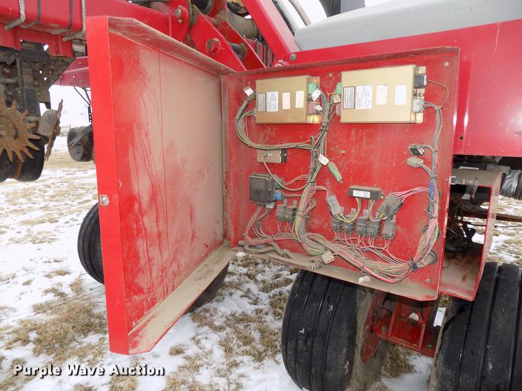 image for item DE7596 2004 Case IH 1200 no-till planter