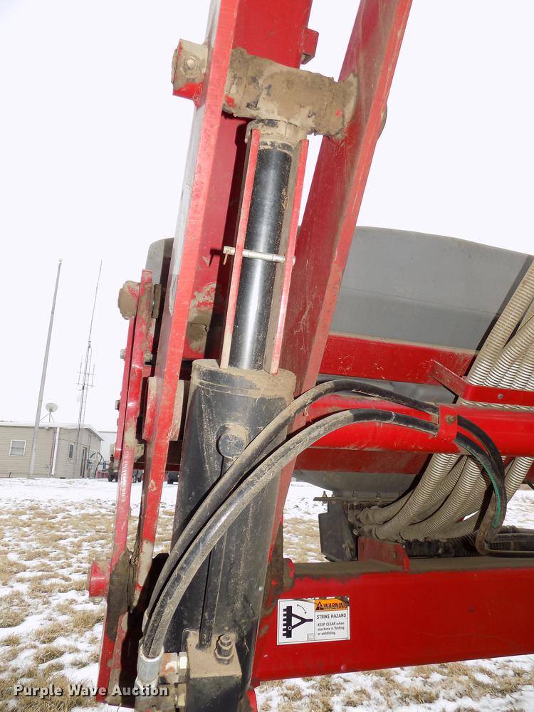 image for item DE7596 2004 Case IH 1200 no-till planter