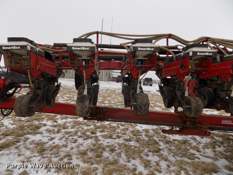 image for item DE7596 2004 Case IH 1200 no-till planter