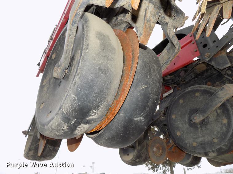 image for item DE7596 2004 Case IH 1200 no-till planter