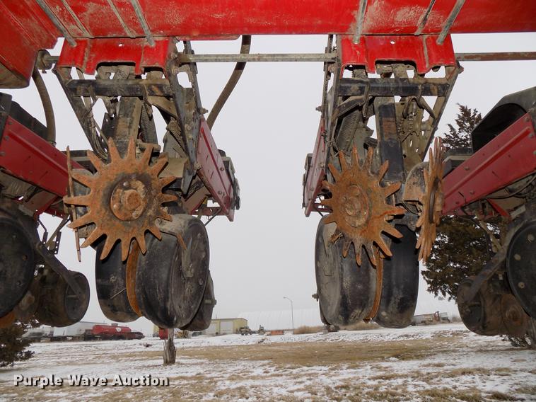 image for item DE7596 2004 Case IH 1200 no-till planter