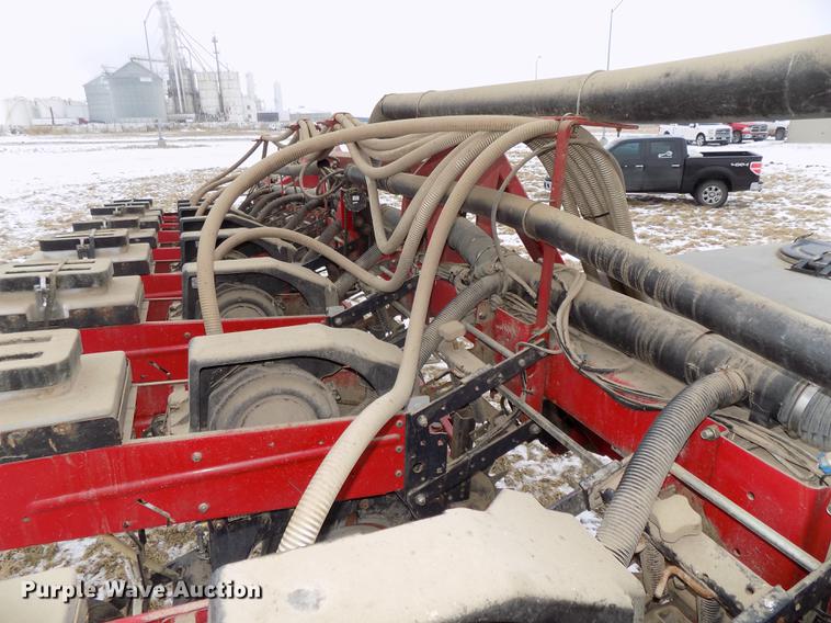 image for item DE7596 2004 Case IH 1200 no-till planter