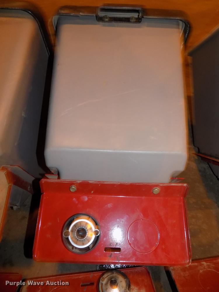 image for item DE7596 2004 Case IH 1200 no-till planter