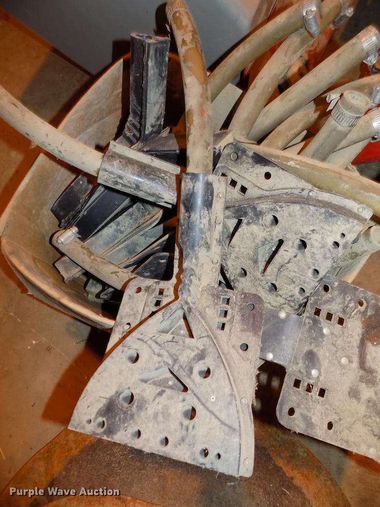 image for item DE7596 2004 Case IH 1200 no-till planter