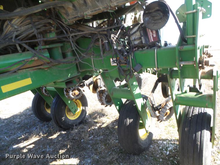 image for item DF2949 2007 John Deere 1770NT no-till planter