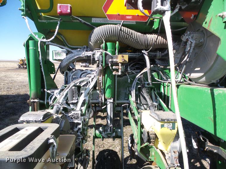 image for item DF2949 2007 John Deere 1770NT no-till planter