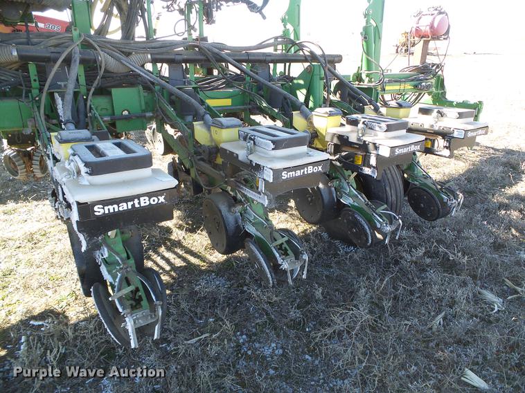 image for item DF2949 2007 John Deere 1770NT no-till planter