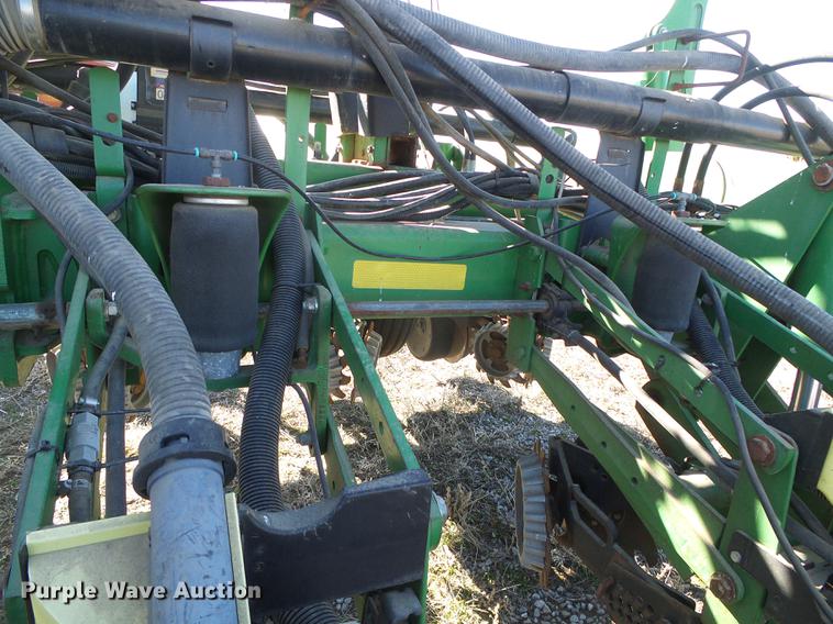 image for item DF2949 2007 John Deere 1770NT no-till planter