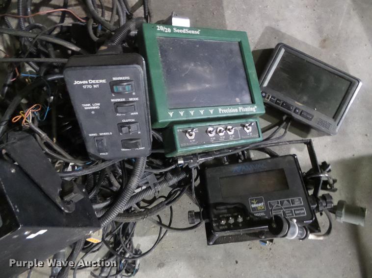 image for item DF2949 2007 John Deere 1770NT no-till planter