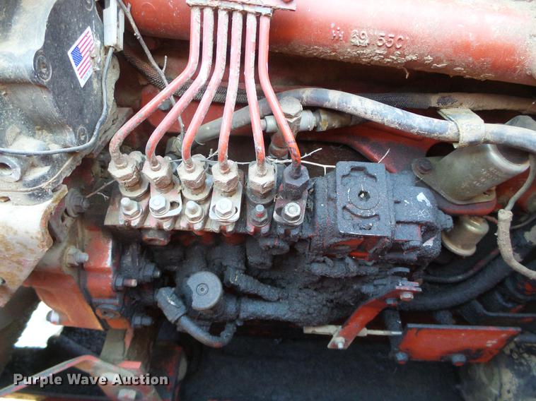 image for item DF2952 1983 Case IH 1480 combine