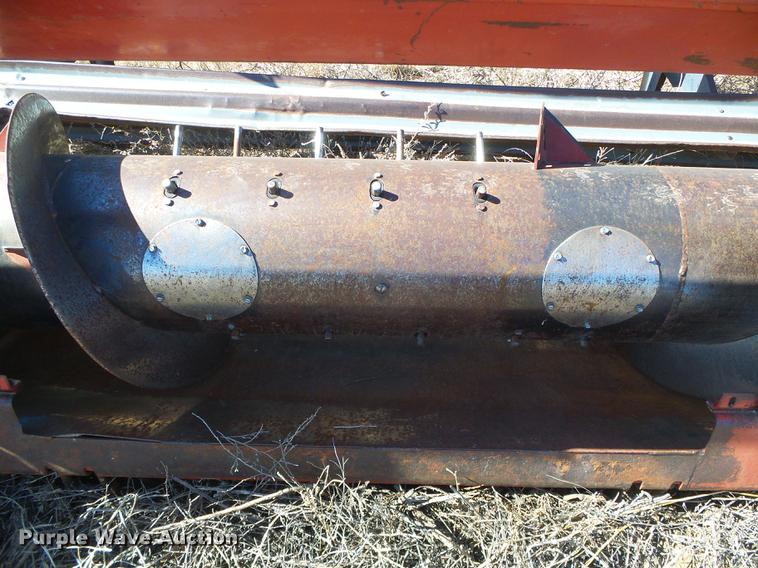 image for item DF2952 1983 Case IH 1480 combine