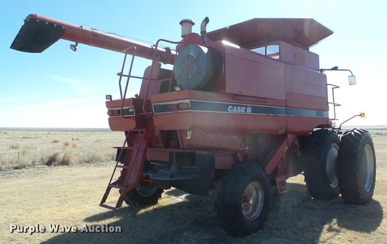 image for item DF2953 1997 Case IH 2188 combine