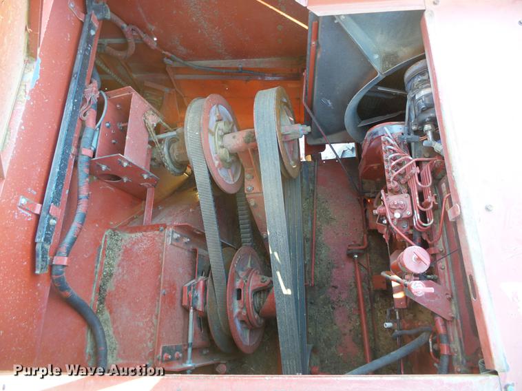 image for item DF2953 1997 Case IH 2188 combine
