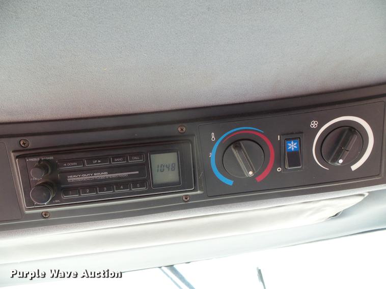 image for item DF2953 1997 Case IH 2188 combine