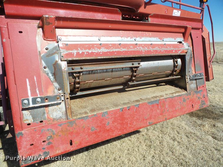 image for item DF2953 1997 Case IH 2188 combine