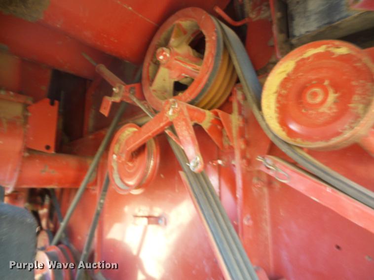 image for item DF2953 1997 Case IH 2188 combine