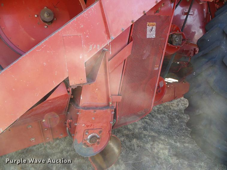 image for item DF2953 1997 Case IH 2188 combine