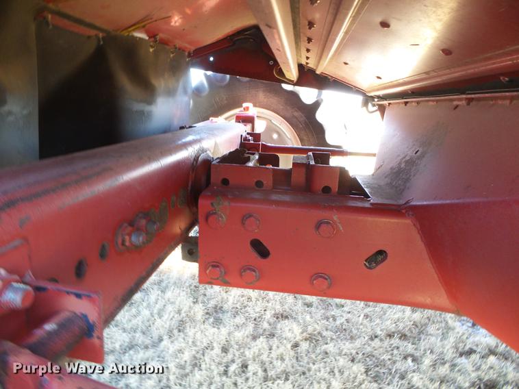 image for item DF2953 1997 Case IH 2188 combine