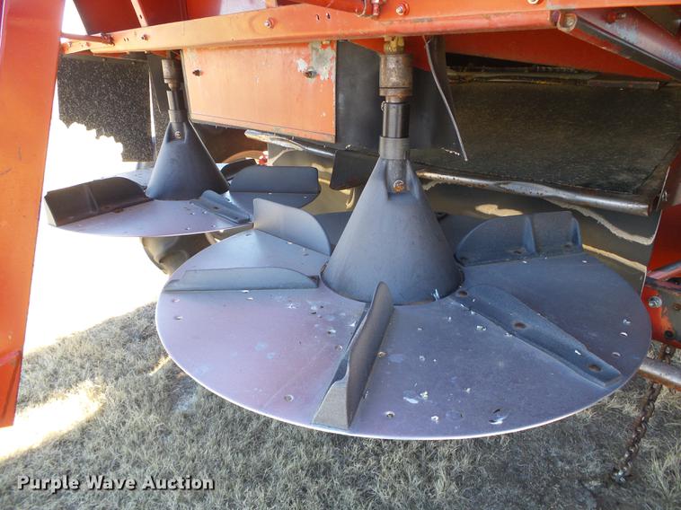 image for item DF2953 1997 Case IH 2188 combine