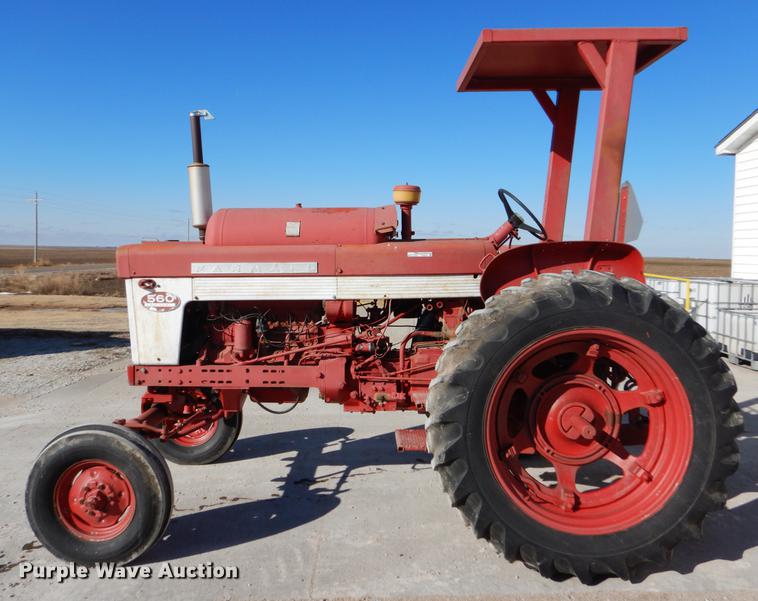 image for item DY9224 Farmall 560 tractor