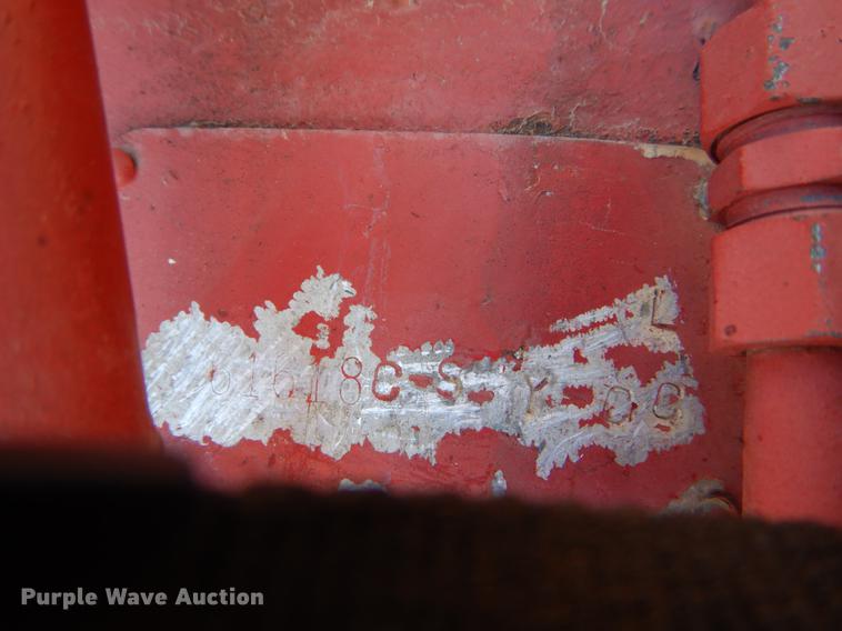image for item DY9224 Farmall 560 tractor