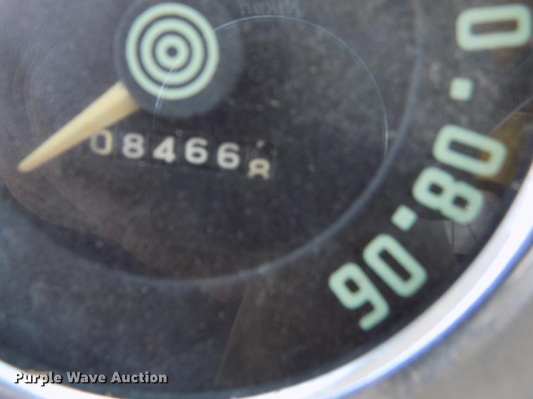 image for item DY9228 1968 International Loadstar CO1700 grain truck