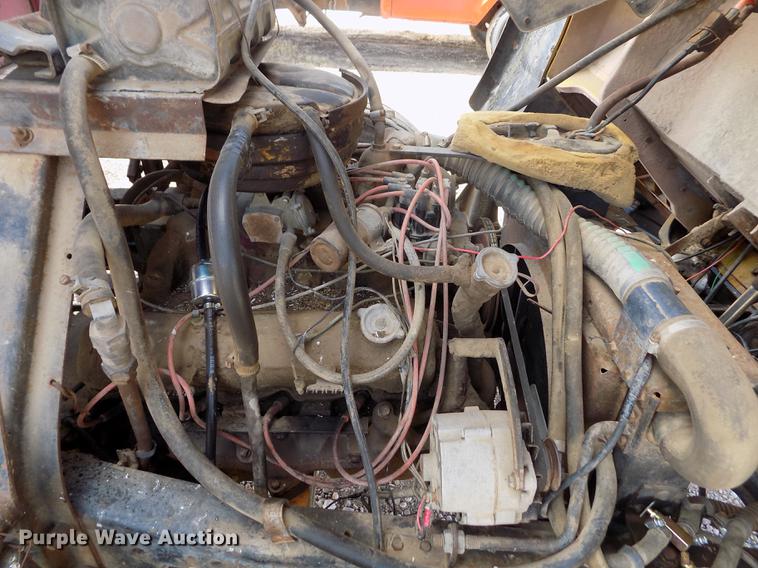 image for item DY9228 1968 International Loadstar CO1700 grain truck