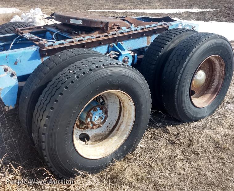 image for item DY9231 1986 Freightliner COE semi truck