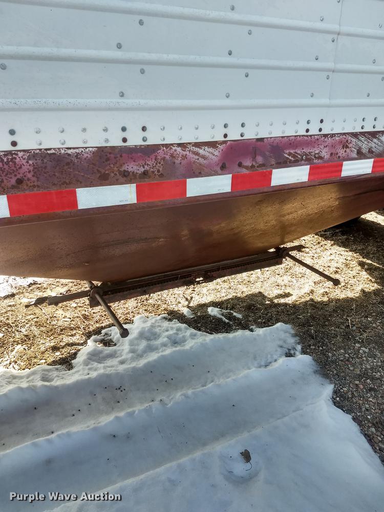 image for item DY9232 1980 Colt G40 double hopper bottom grain trailer