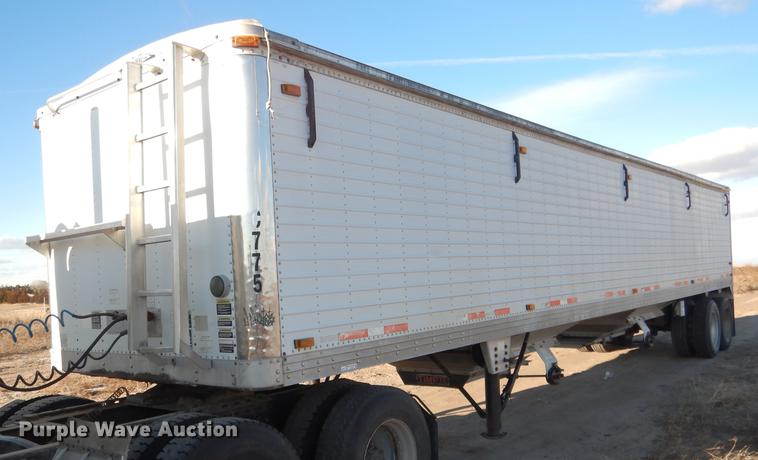 image for item FA9257 2000 Timpte double hopper bottom grain trailer