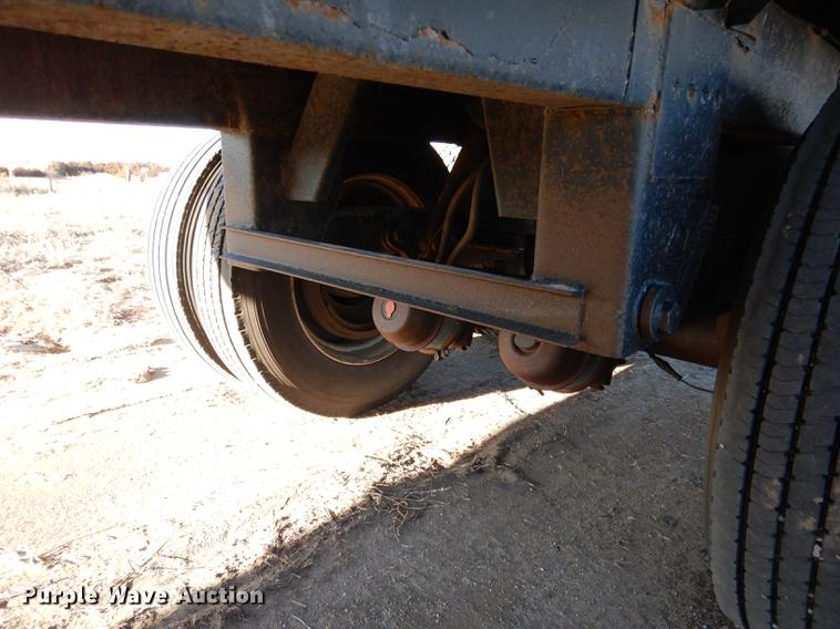 image for item FA9257 2000 Timpte double hopper bottom grain trailer