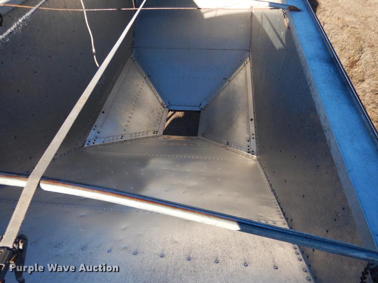 image for item FA9257 2000 Timpte double hopper bottom grain trailer