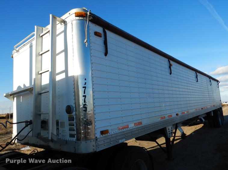 image for item FA9257 2000 Timpte double hopper bottom grain trailer