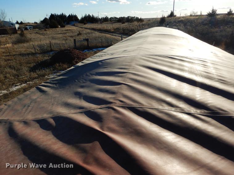 image for item FA9257 2000 Timpte double hopper bottom grain trailer