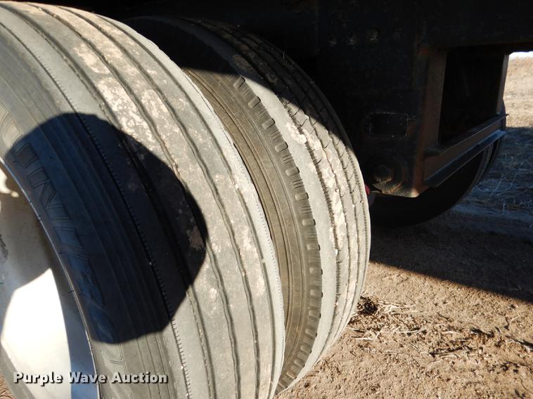 image for item FA9257 2000 Timpte double hopper bottom grain trailer