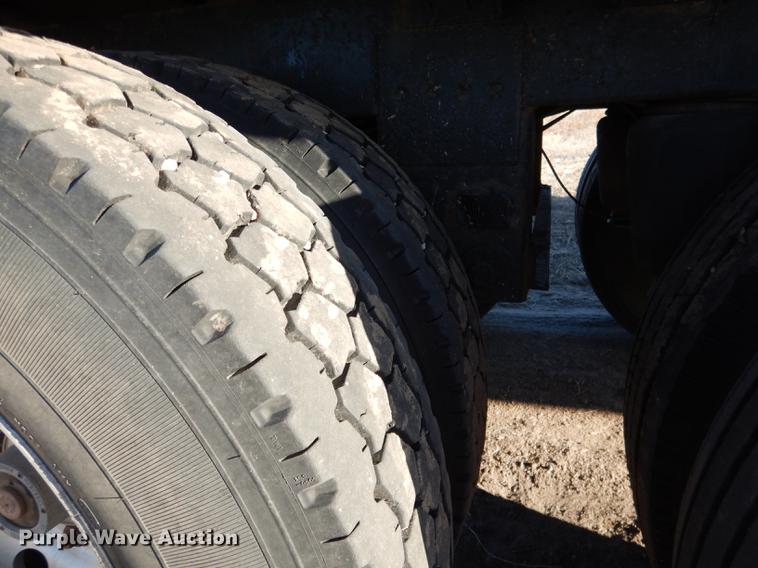 image for item FA9257 2000 Timpte double hopper bottom grain trailer