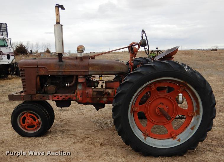 image for item FA9258 Farmall H tractor