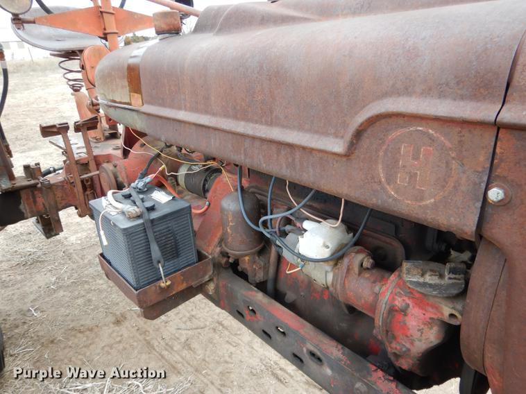 image for item FA9258 Farmall H tractor