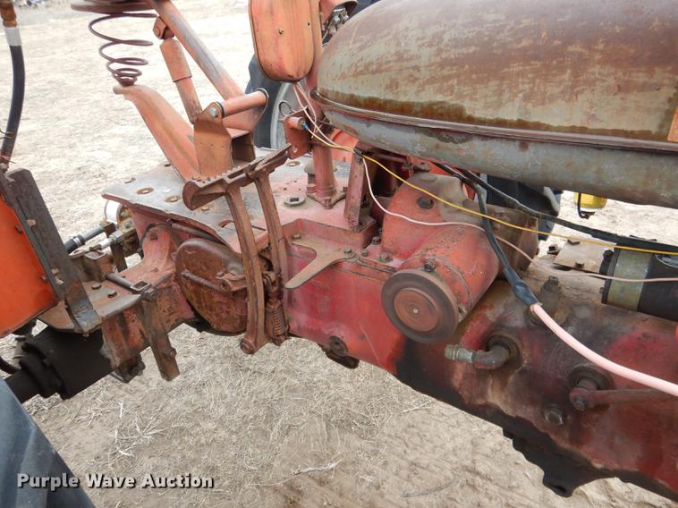 image for item FA9258 Farmall H tractor