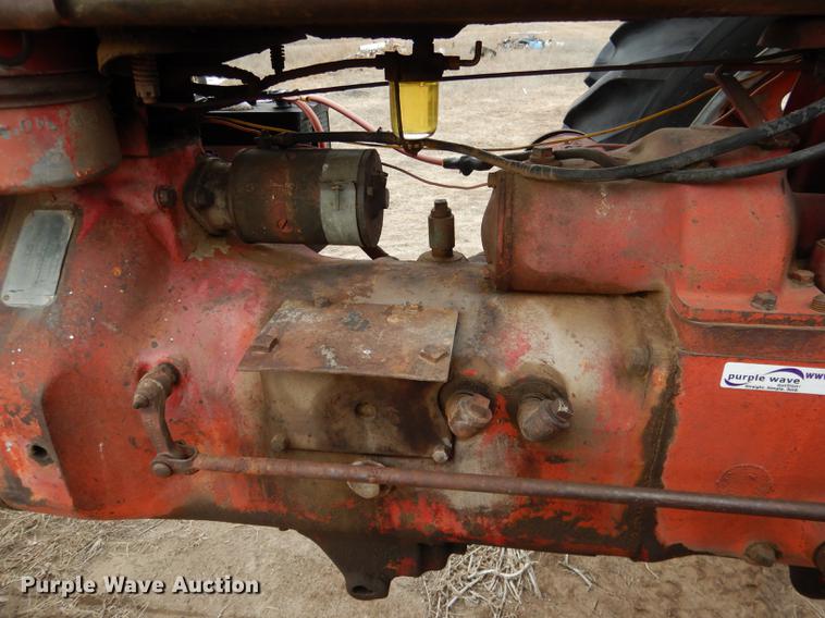 image for item FA9258 Farmall H tractor