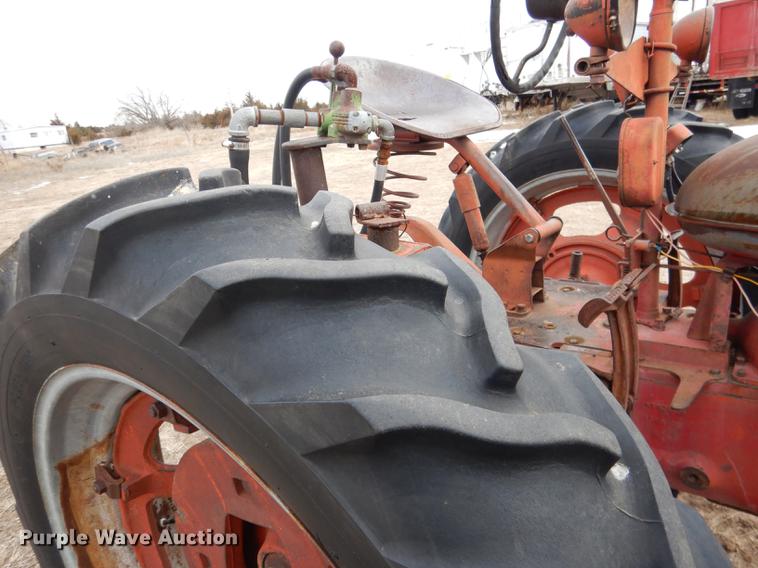 image for item FA9258 Farmall H tractor