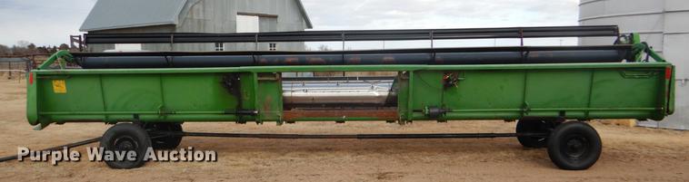 image for item FH9015 1990 John Deere 930 rigid head and trailer