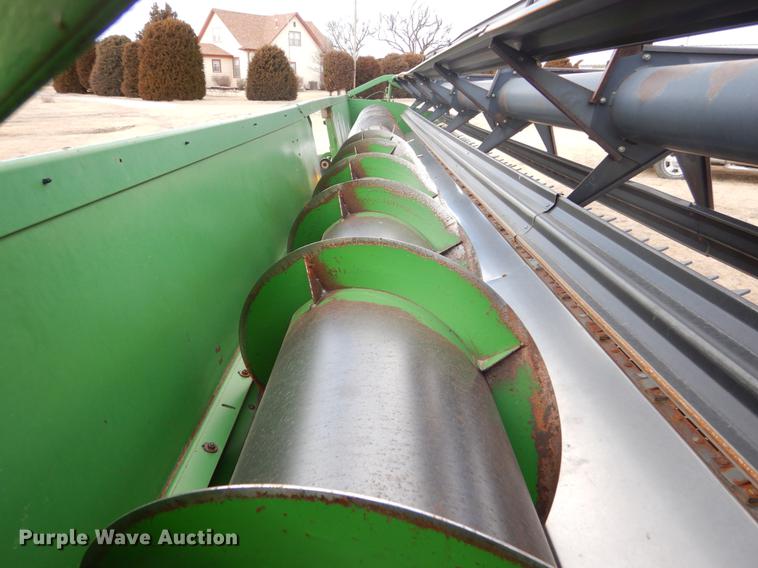 image for item FH9015 1990 John Deere 930 rigid head and trailer